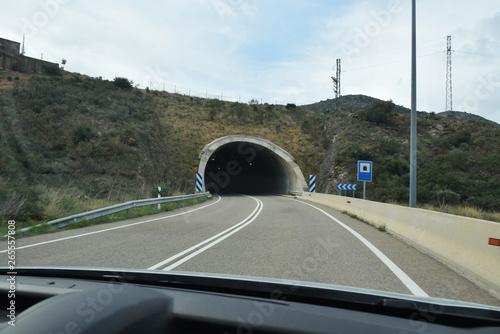 Tunnel routier de la N 260 en Espagne près de Port-Bou