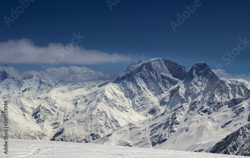 the Caucasus mountains in the winter © Ольга Колтуневич