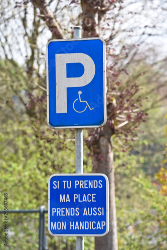 parking handicape mobilité santé
