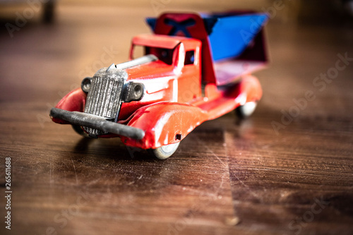 Wallpaper Mural 1940's toy truck Torontodigital.ca