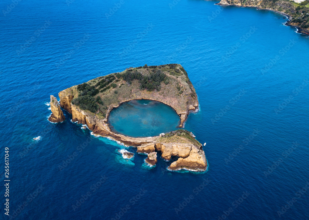 Obraz premium An aerial view of the Azores, Portugal - The Islet of Vila Franca do Campo, near San Miguel island.