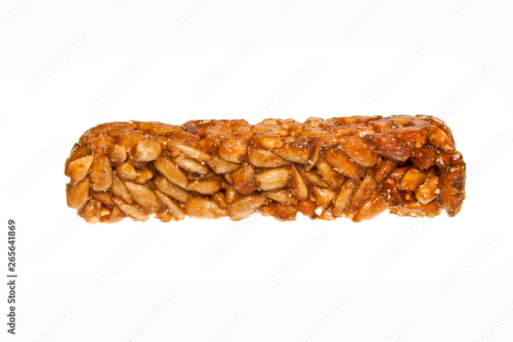 Obraz premium sunflower seeds isolated on white background