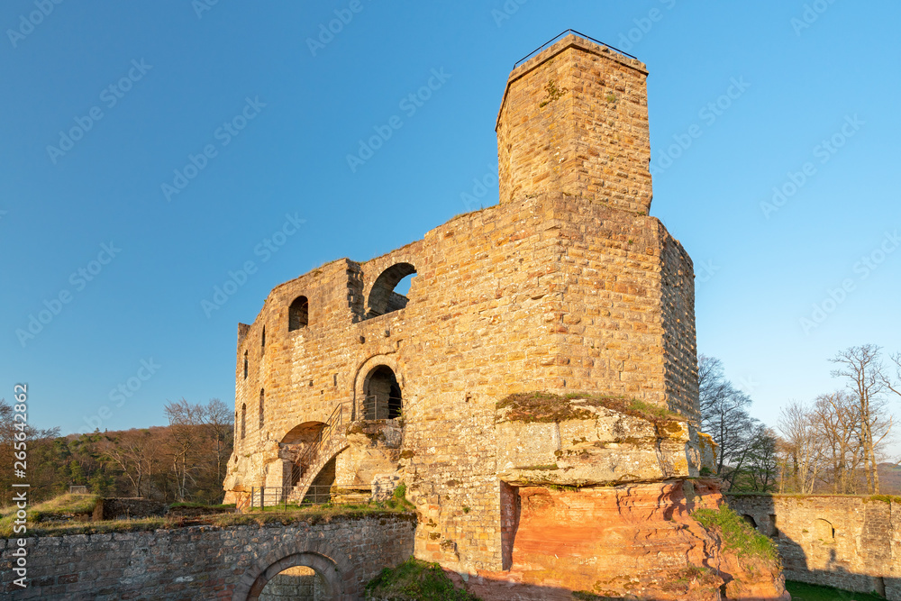 Burg Gräfenstein im Abendlicht