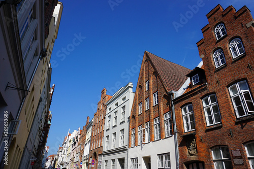 historischer Straßenzug Glockengießerstraße in Lübeck