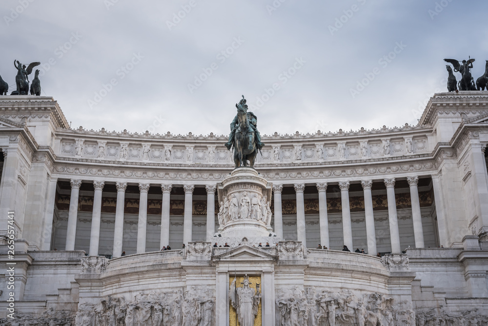 Architecture of the Monument to Vittorio Emanuele II with the Italian flag in Rome