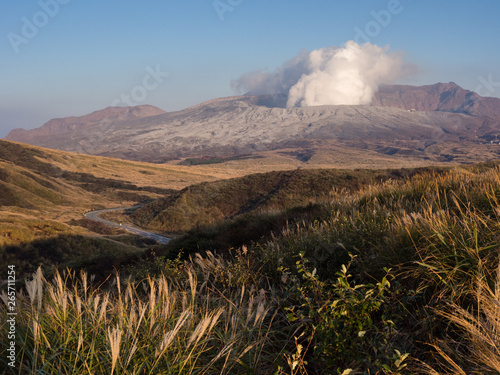 Quadro su tela Fuming Nakadake crater covered in volcanic ash after 2016 Kumamoto earthquakes a