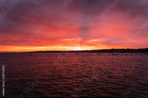 lever de soleil sur la mer