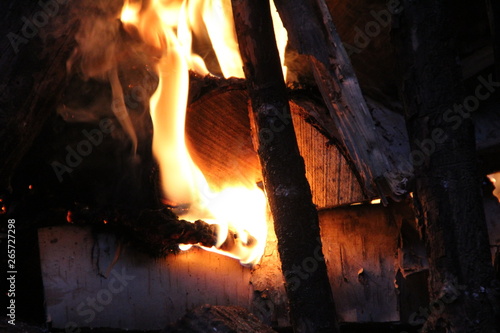 Camping Voyageur Ontario - fire