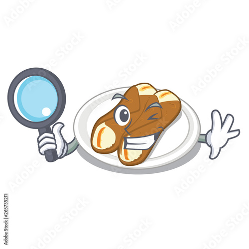Detective cannoli in the a cartoon jar