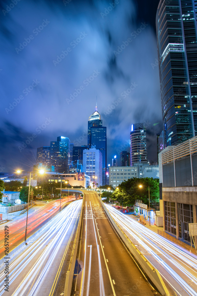 Fototapeta premium The night view of the city and the traffic in Hong Kong