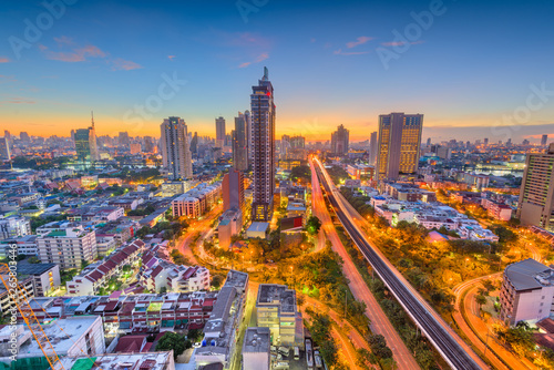 Bangkok, Thailand city skyline at dusk.