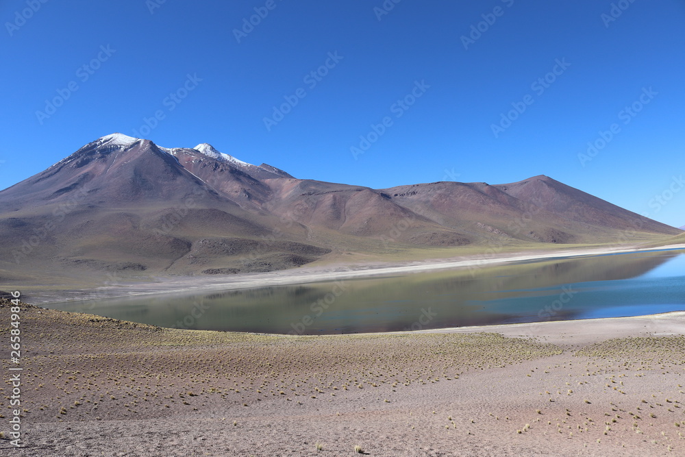 Fototapeta premium montañas coloridas