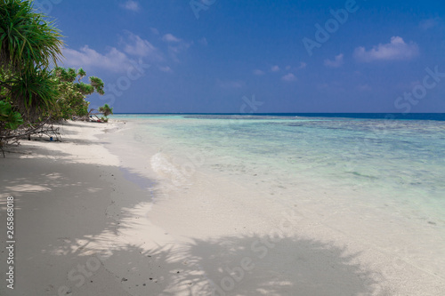Fototapeta Naklejka Na Ścianę i Meble -  Maldives,  tropical sea background