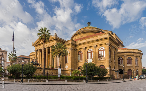 Teatro Massimo in Palermo; Sizilien photo