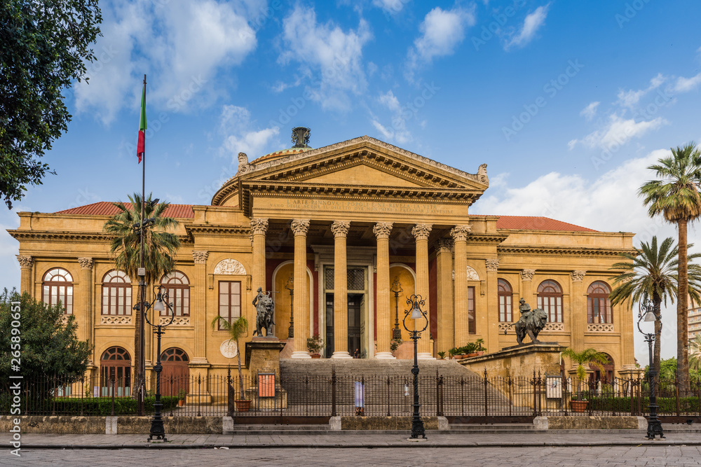 Fototapeta premium Teatro Massimo in Palermo; Sizilien