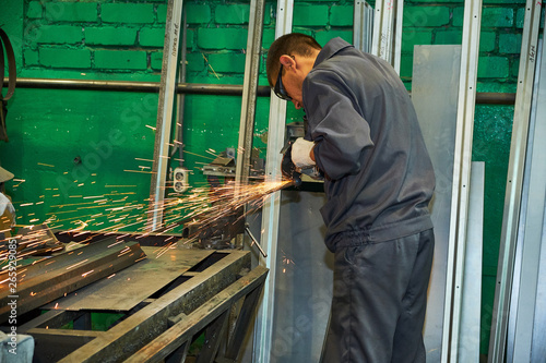 manufacture of steel doors, welding of metal doors, production