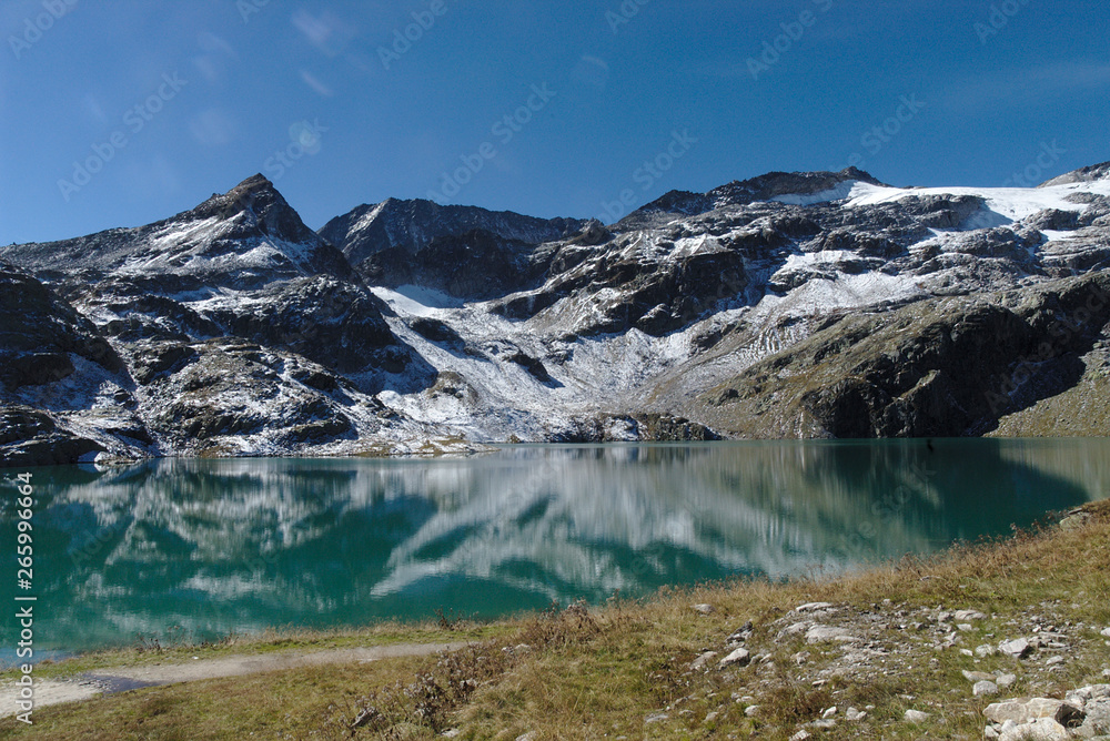 Mountain scenery in Hohe Tauern, Austria Mountain scenery in Hohe Tauern, Austria