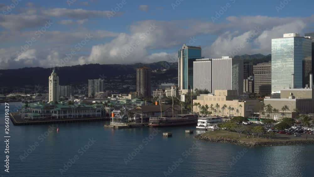 Aloha Tower and Honolulu skyline, Hawaii, USA Aloha Tower and Honolulu skyline, Hawaii, USA