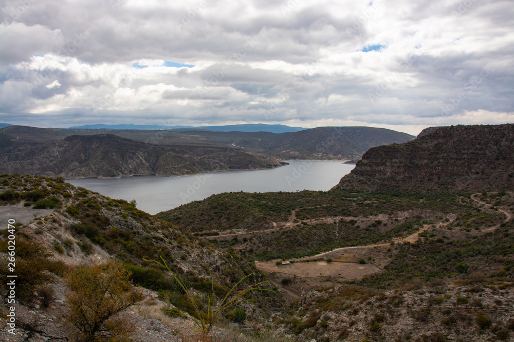View of the zimapan lake from queretaro Side