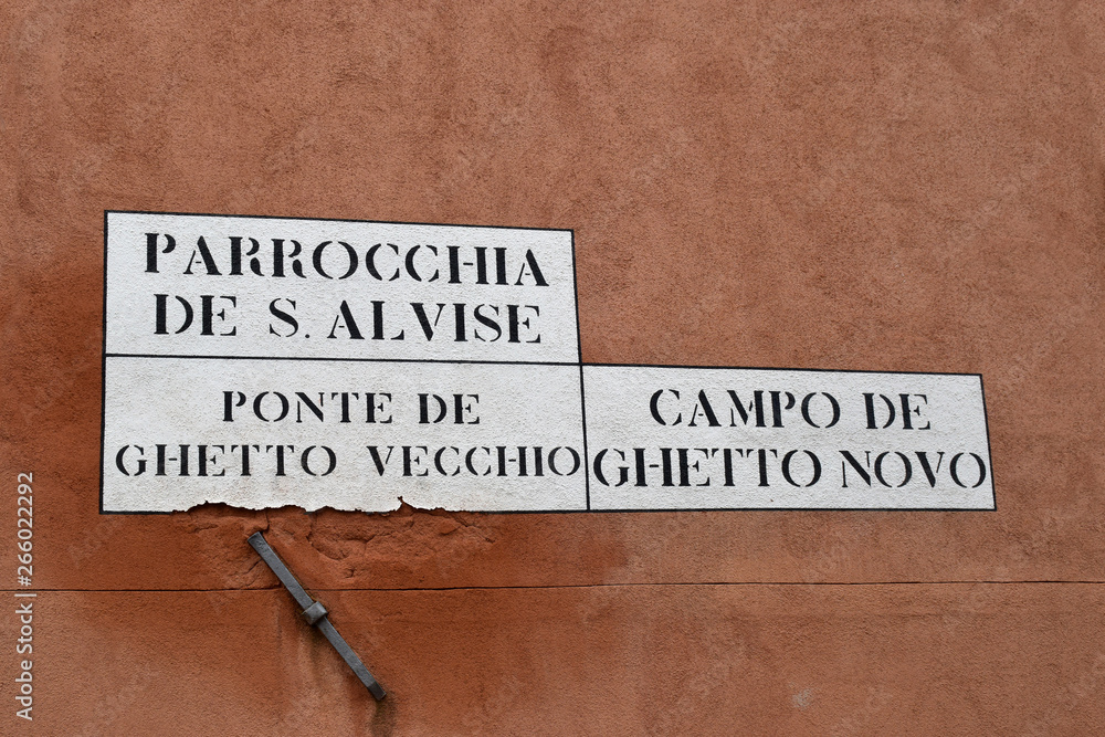 Φωτογραφία street plate on the wall in jewish quarter of Venice, Italy
