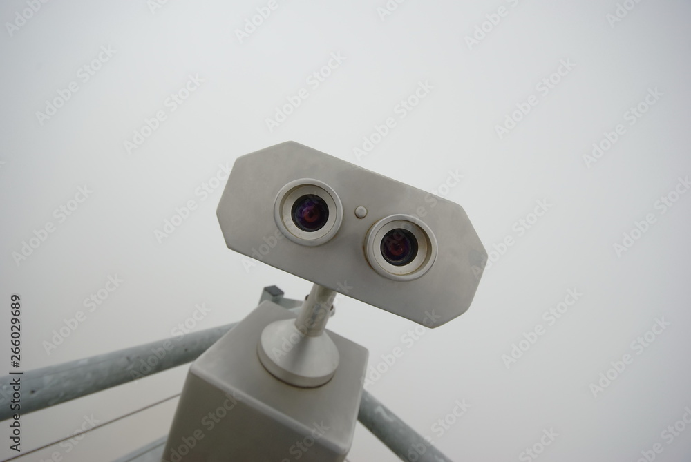 Tourist binoculars looks like a cute robot Tourist binoculars looks like a cute robot