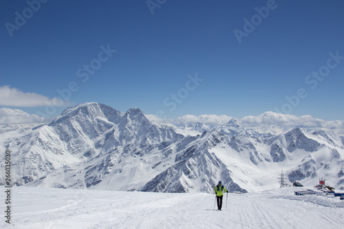 The ascent of Elbrus at winter sunny day. Kabardino-Balkaria, Russia © Ольга Колтуневич