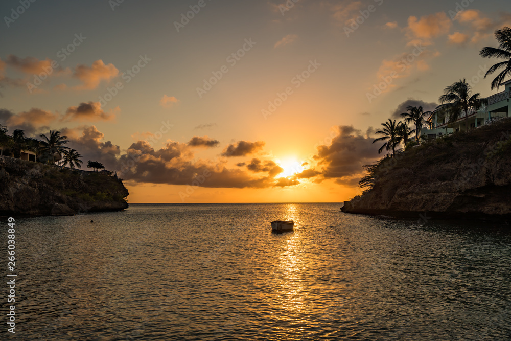   Lagun Sunset  Views arund the small caribbean Island of Curacao