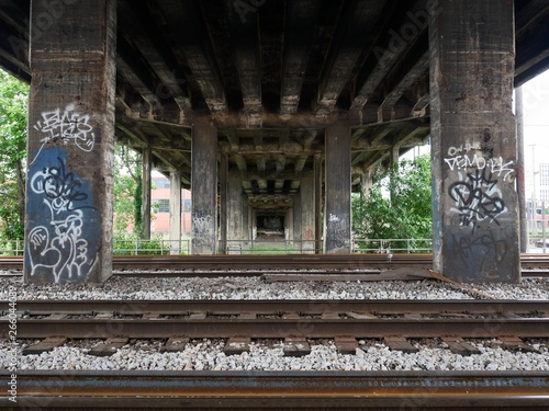 Bridge Graffiti