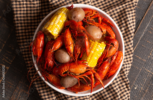Εκτύπωση καμβά A Crawfish Boil with Corn on the Cob and Potatoes