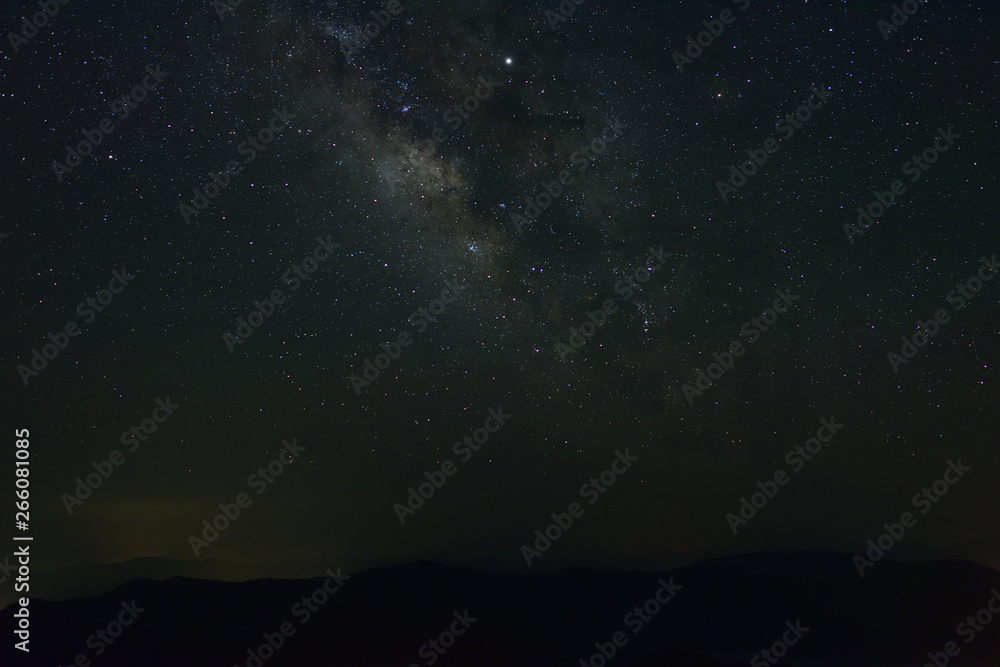 日本の四国カルストの星空 日本の四国カルストの星空