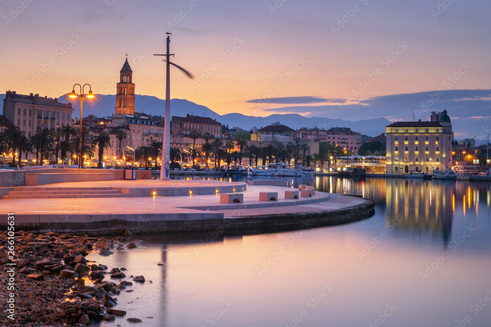 Fototapeta premium Split during Sunset, beautiful Croatia