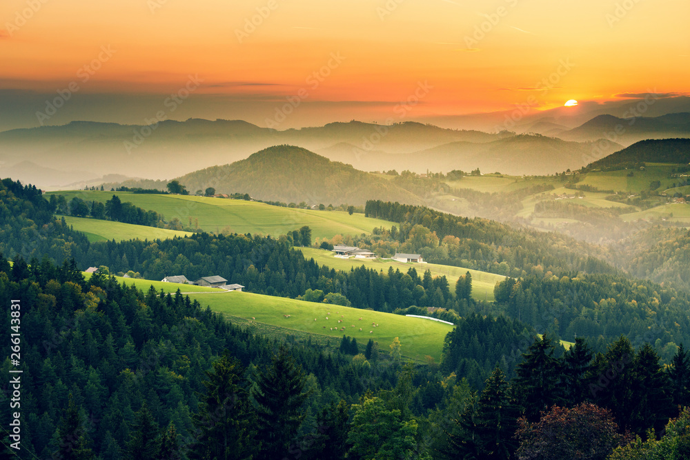 Sonnenuntergang in der Steiermark