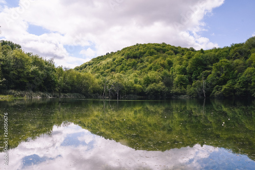Obraz na płótnie Small lake in the mountains without people in Basque Country w salonie