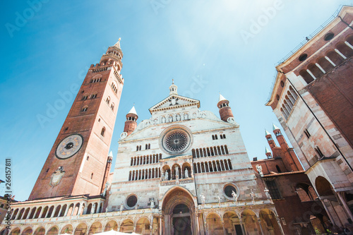 Obraz na płótnie Cathedral of Cremona with bell tower, Lombardy, Italy w salonie