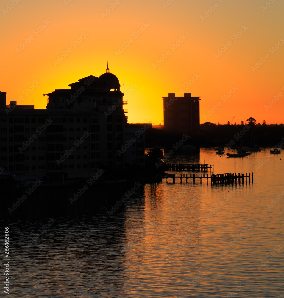 Fototapeta premium Sun just about to appear in Sarasota Harbor, Florida