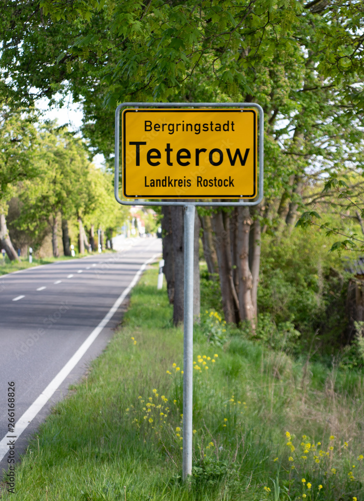 Teterow Ortseingangsschild