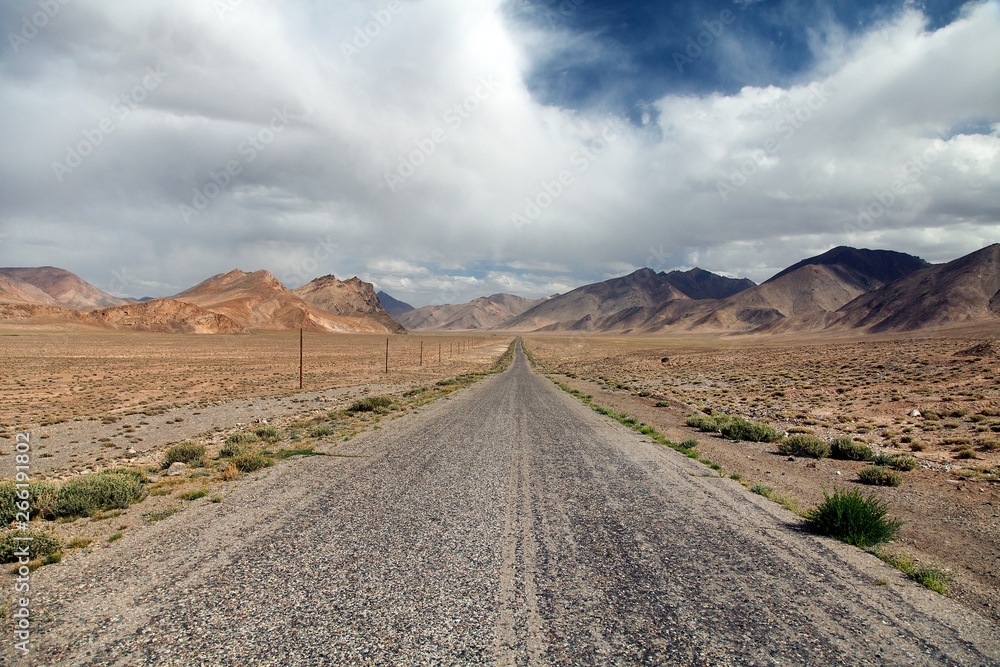 Pamir highway or pamirskij trakt, Pamir mountains Pamir highway or pamirskij trakt, Pamir mountains