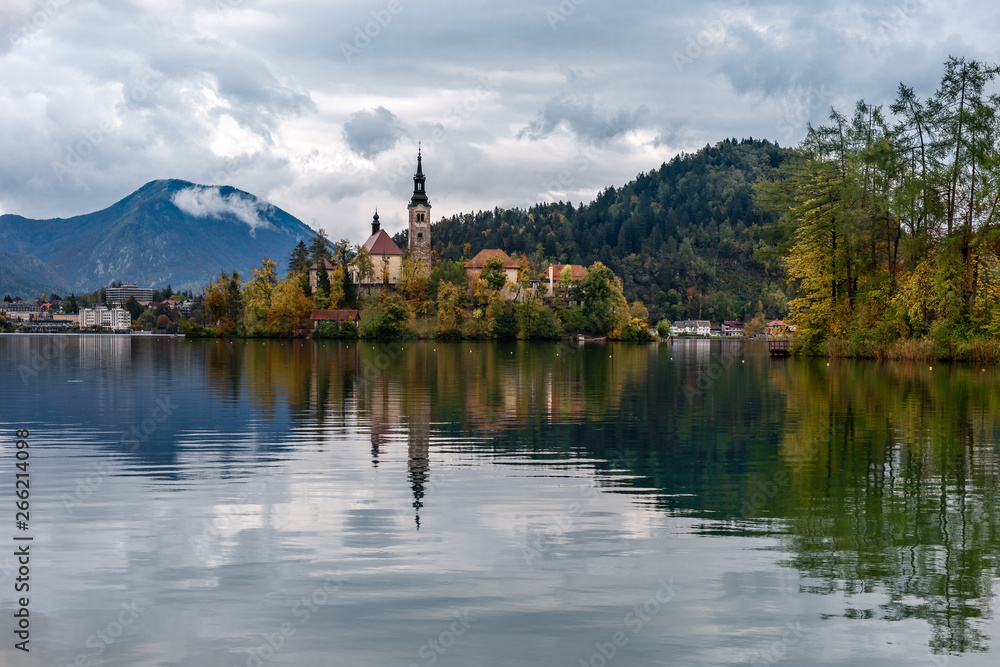 Fototapeta premium Church of the Assumption of Mary in Lake Bled, Slovenia