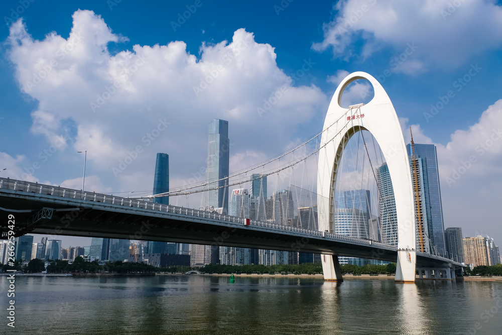 Obraz premium 広州 猟徳大橋 Liede Bridge