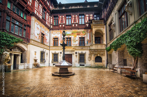 Fotografie Beautiful courtyard of Peles Castle, Romania