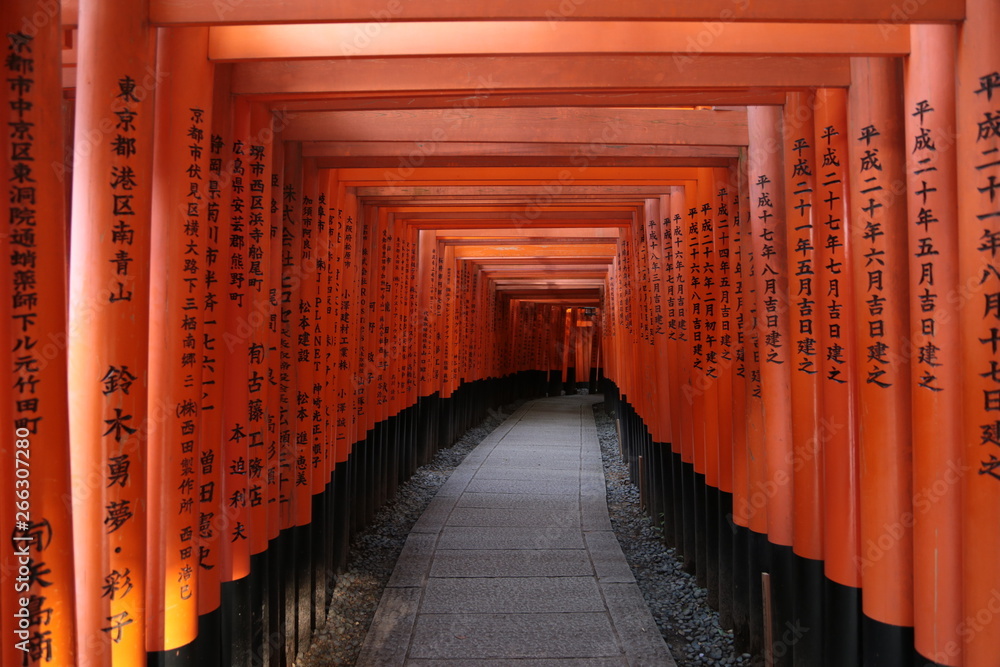 Fototapeta premium 伏見稲荷大社