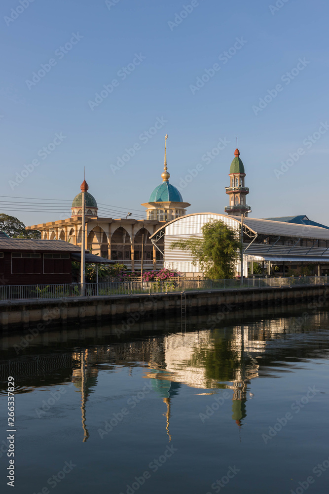 Darul Muttakin Mosque in Bangkok , Thailand Darul Muttakin Mosque in Bangkok , Thailand