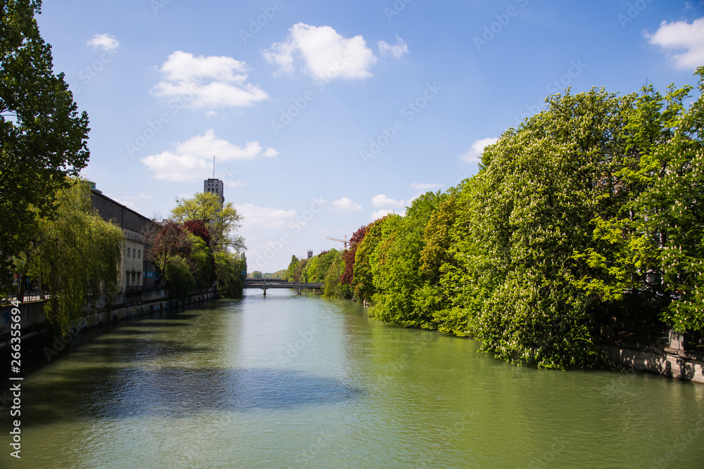Blick von der Ludwigsbrücke in München Blick von der Ludwigsbrücke in München