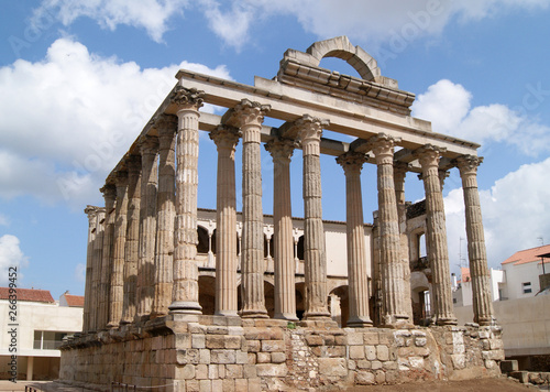 Templo de Diana en M  rida  Badajoz