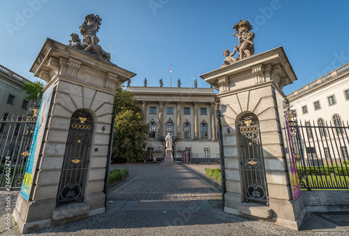 Photography Humboldt University of Berlin: Entrance to the University