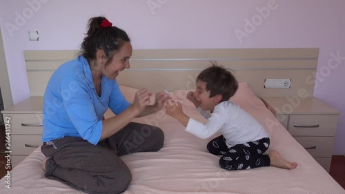 4K Mother and son are desperate wrestlers and ticklers