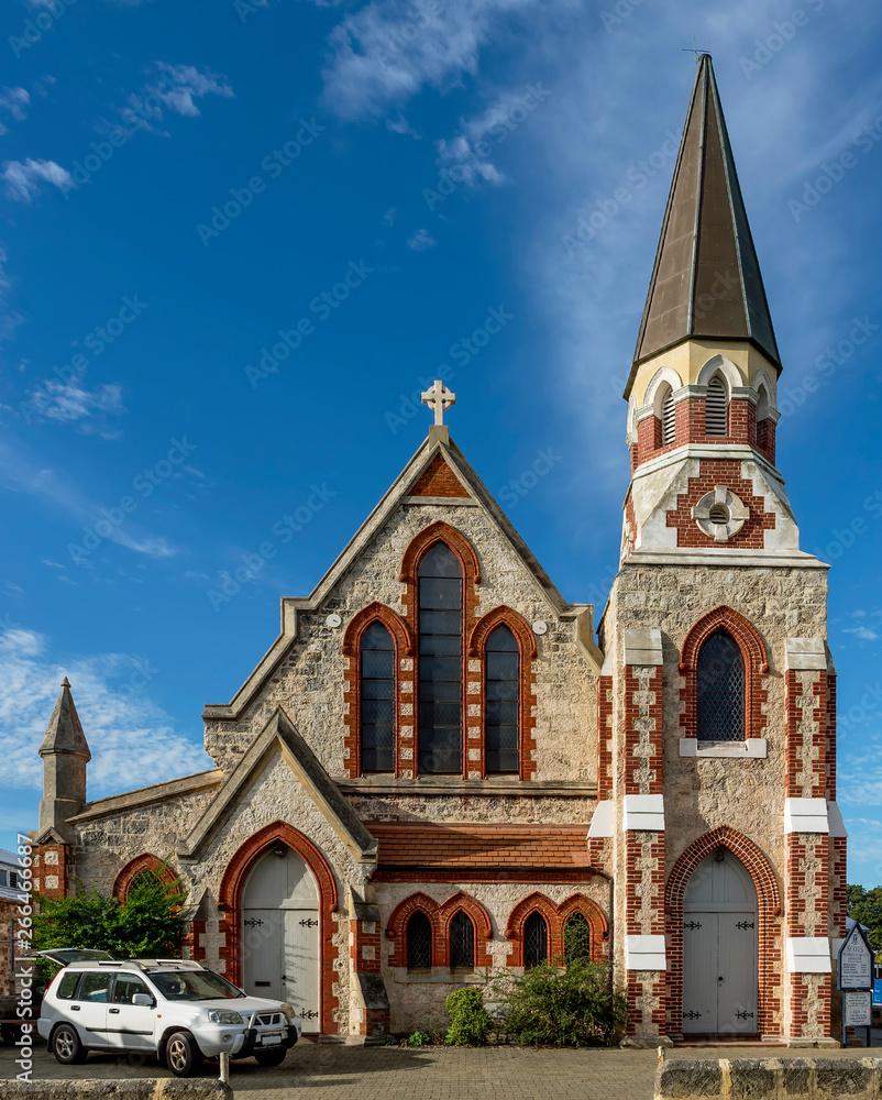 Φωτογραφία The beautiful Scots Presbyterian Church, Fremantle, Western Australia against a