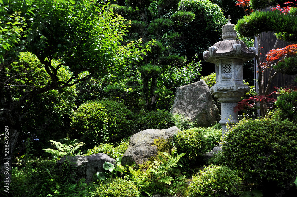 日本の庭図造りの風景