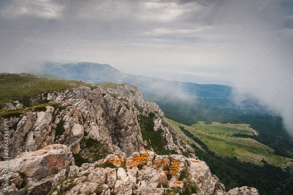 Obraz premium Mountain landscape with the clouds
