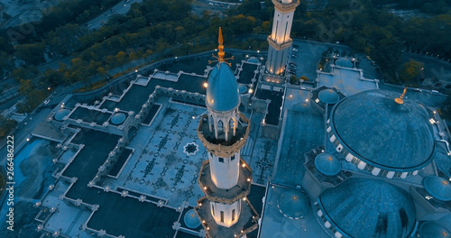 Canvas Print Aerial view of the Federal Territory Mosque, also known as Masjid Wilayah Persek